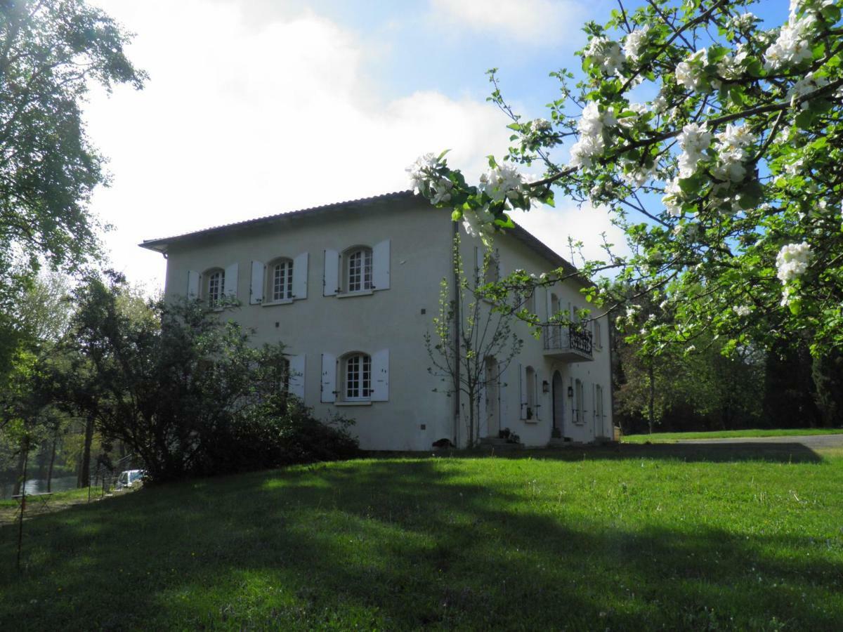 L'Escalere Bed & Breakfast Arnaud-Guilhem Exterior photo